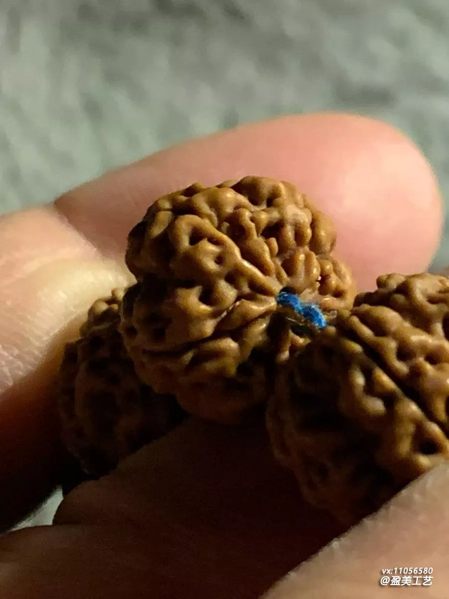 朋友的金刚丢了几颗 帮他补籽重新串了一遍